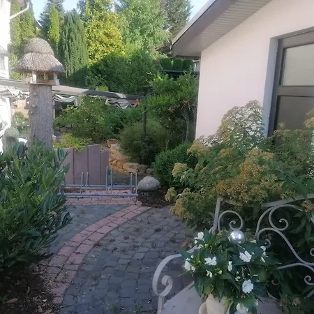 Haus Jaeger Ruheoase Im Gruenen Appartement Lohfelden Buitenkant foto